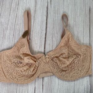 Wacoal Women's Halo Lace Underwire Bra
